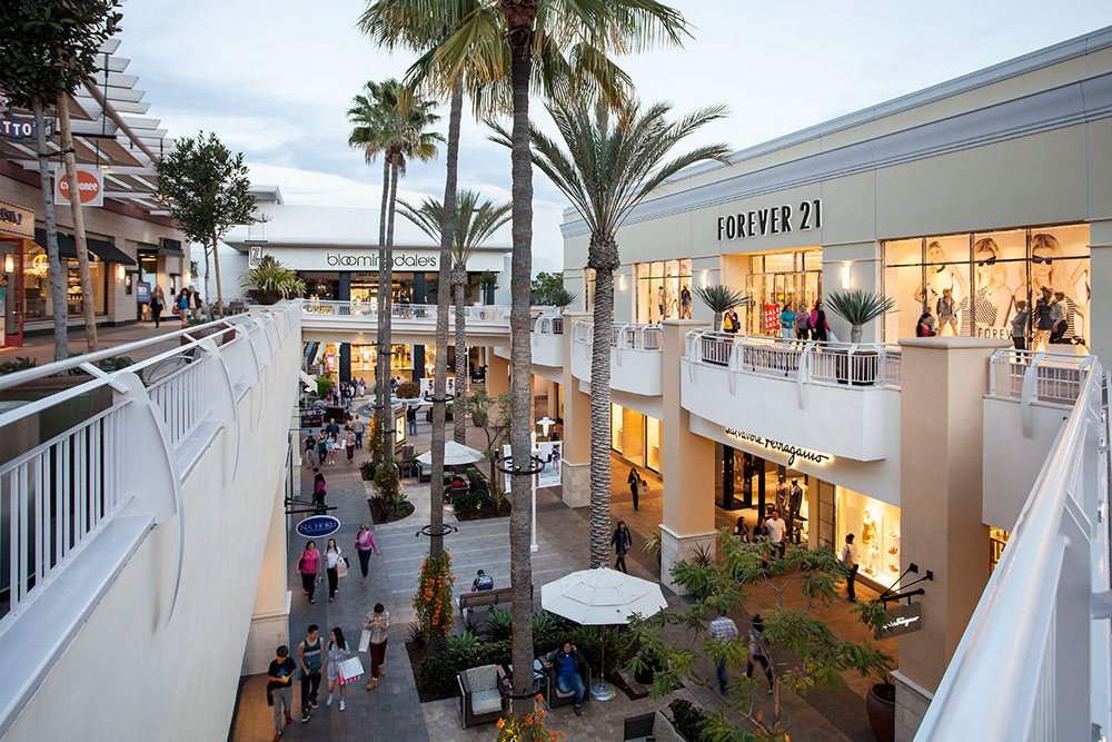 Shopping in San Diego - Semester Abroad USA